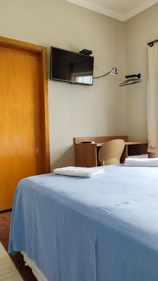 Pouso Oliveira Suites São João Batista do Glória Exteriör bild