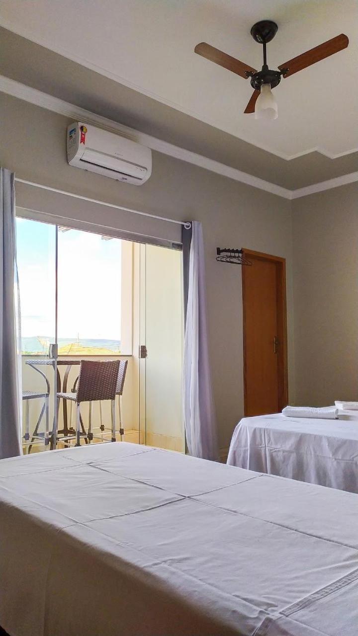 Pouso Oliveira Suites São João Batista do Glória Exteriör bild